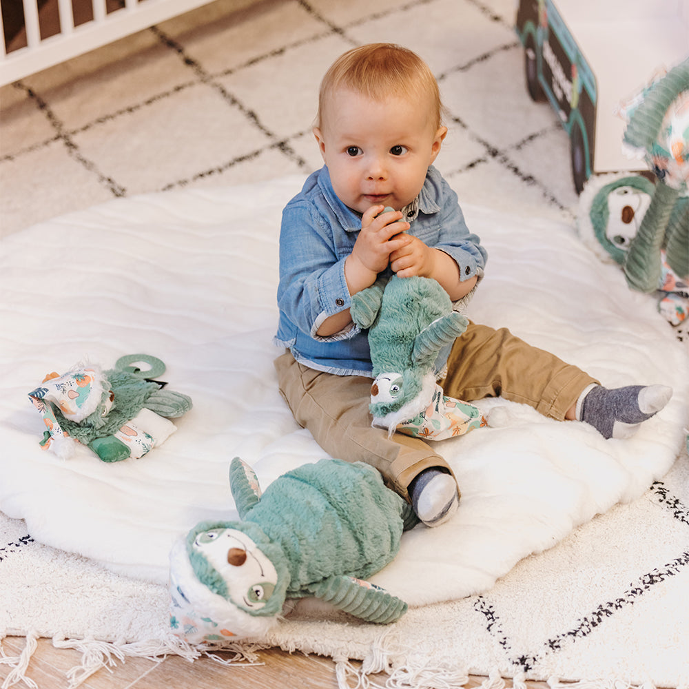 Peluche avec boîte cadeau Petit Simply Chillos Le Paresseux