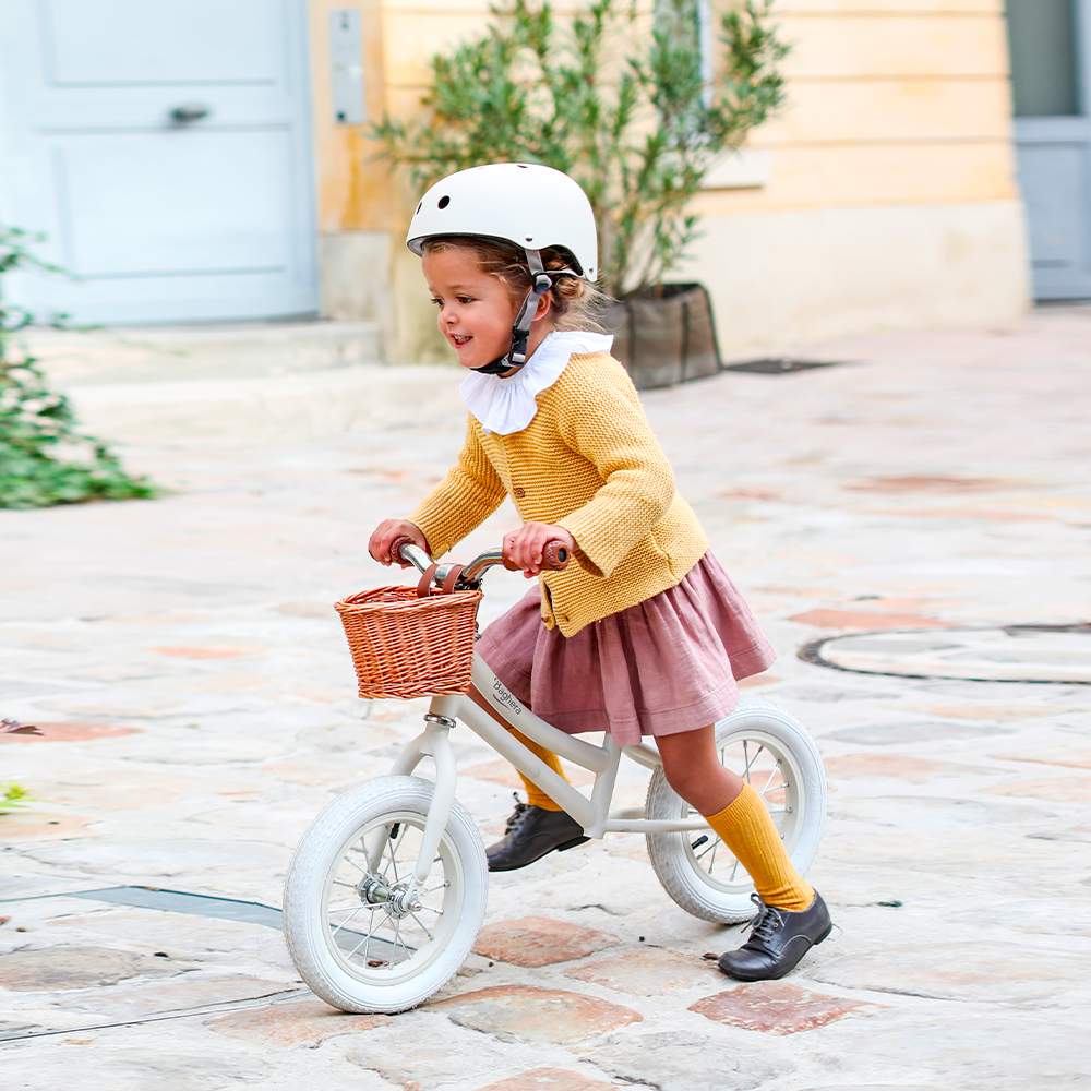 Draisienne Vintage Beige et son Casque