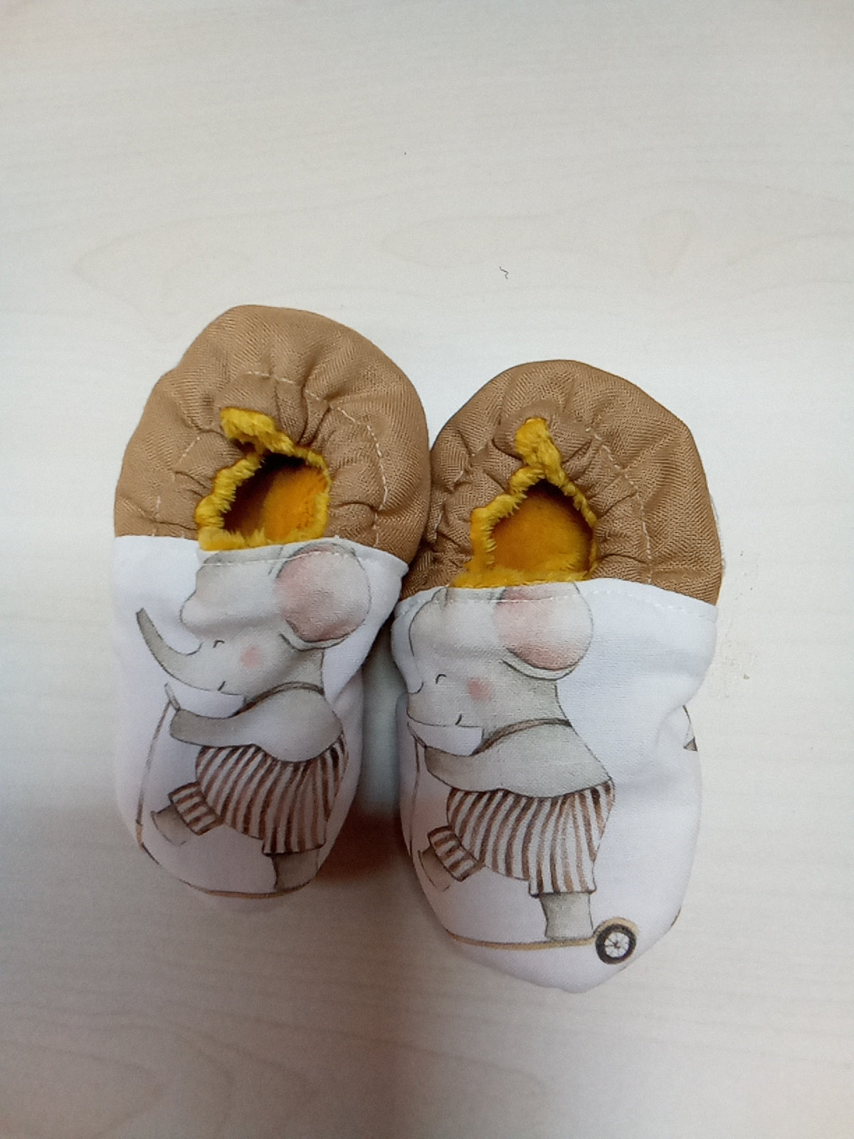 Paire de Chaussons bébé 0-6 mois cirque