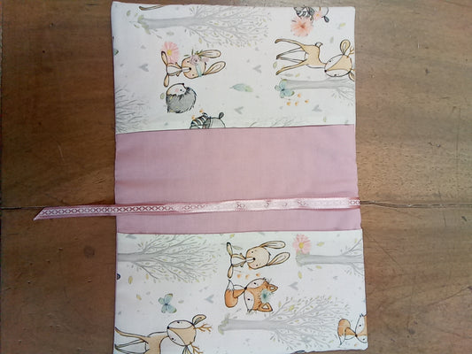 Protège carnet de santé Brodé Collection Audrey et Jonathan