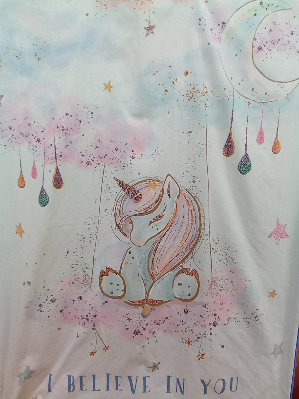Couverture 75*100 licorne balançoire minky iris