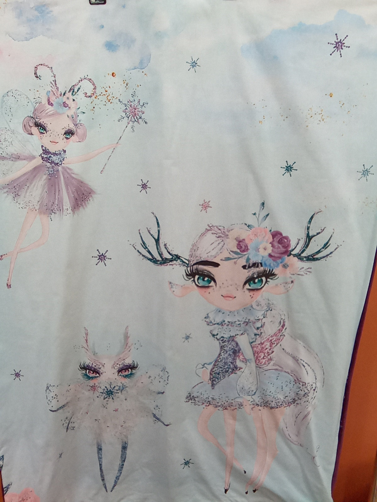 Couverture 75*100 Fée Minky lie de vin