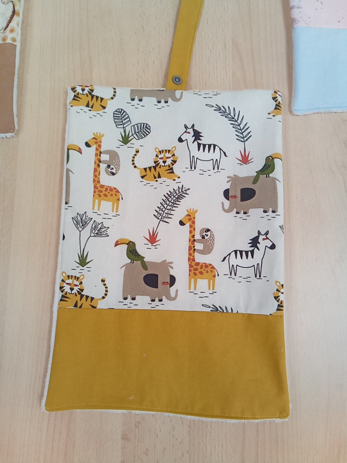 Serviette de cantine personnalisé